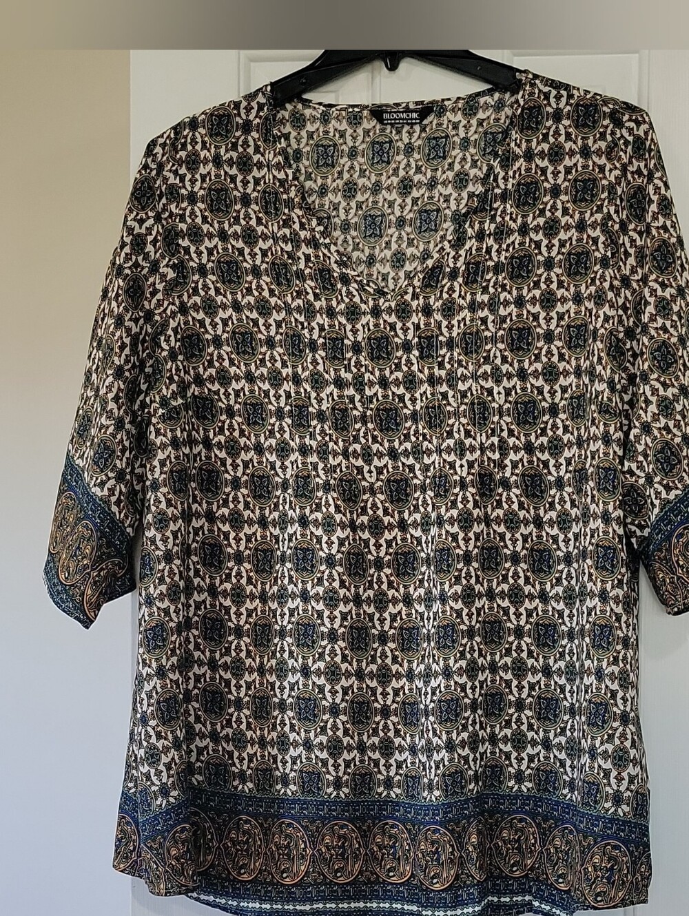Bloomchic Cream and Navy Paisley Border Print V-Neck Rayon Blouse